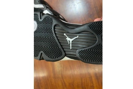 Hyperoad White Jordan University Red” 14 “Black 1105